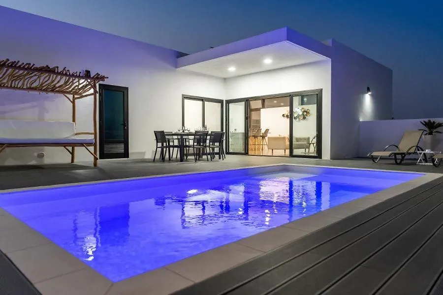Villa Santiago Lajares